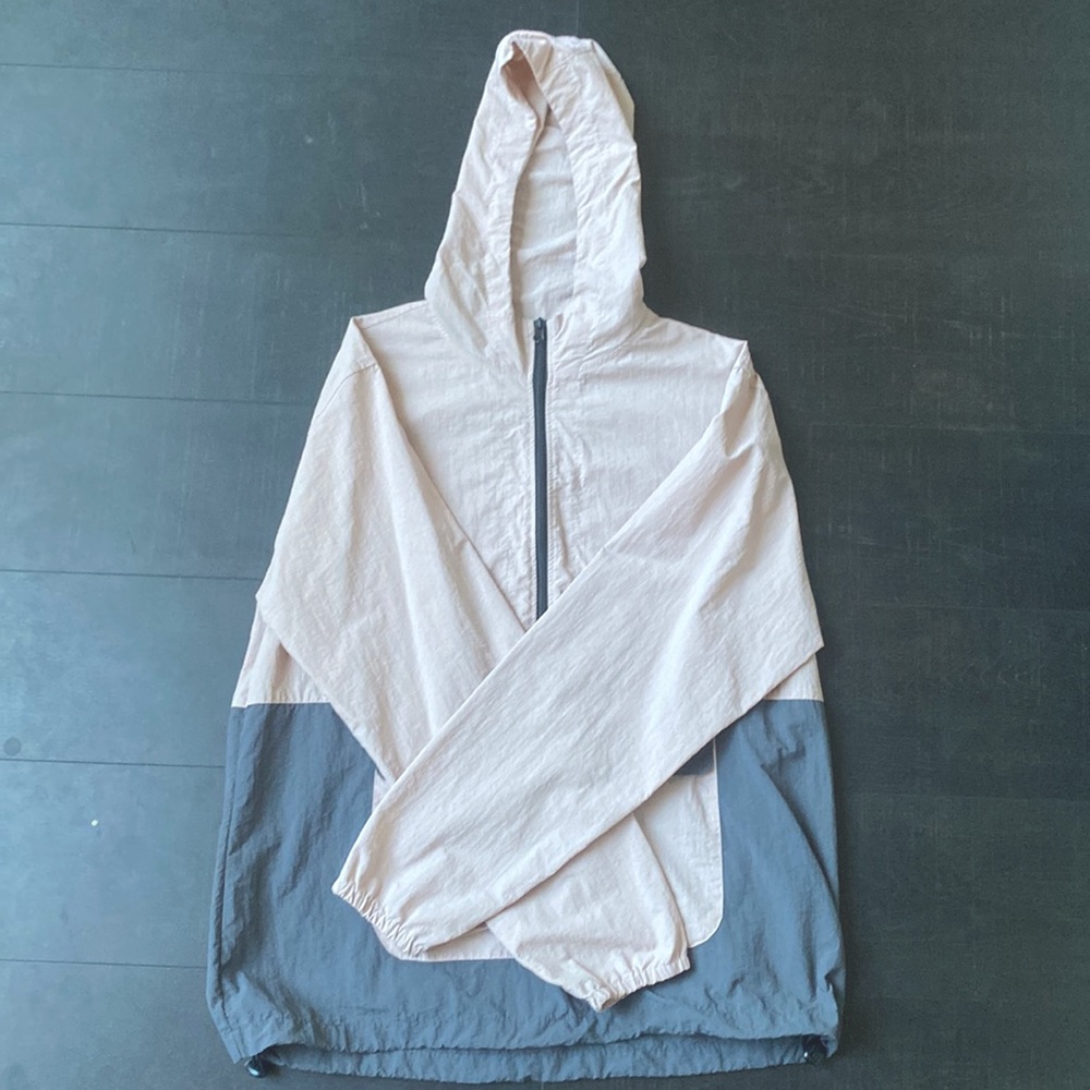 Lightweight WindBreaker